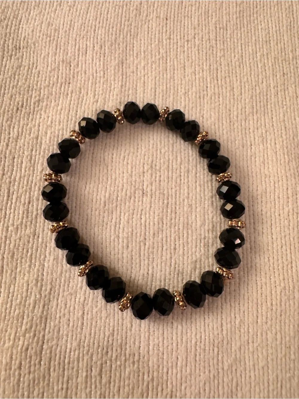 Gorgeous black and gold jewelry lot of 1 necklace and 3 bracelets